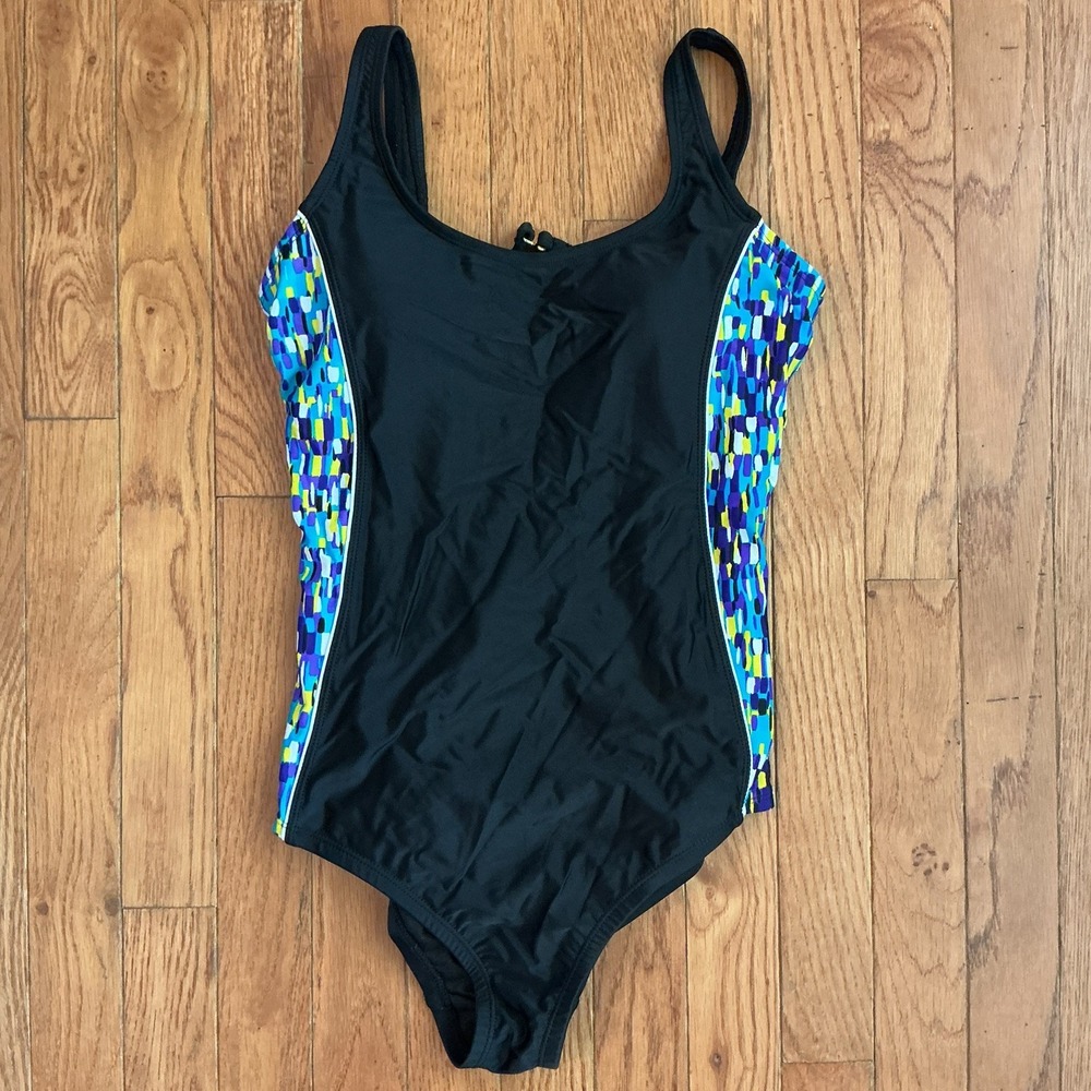 Catalina Medium (8-10) Black Multicolor One Piece Swimsuit Slimming Hook Closure